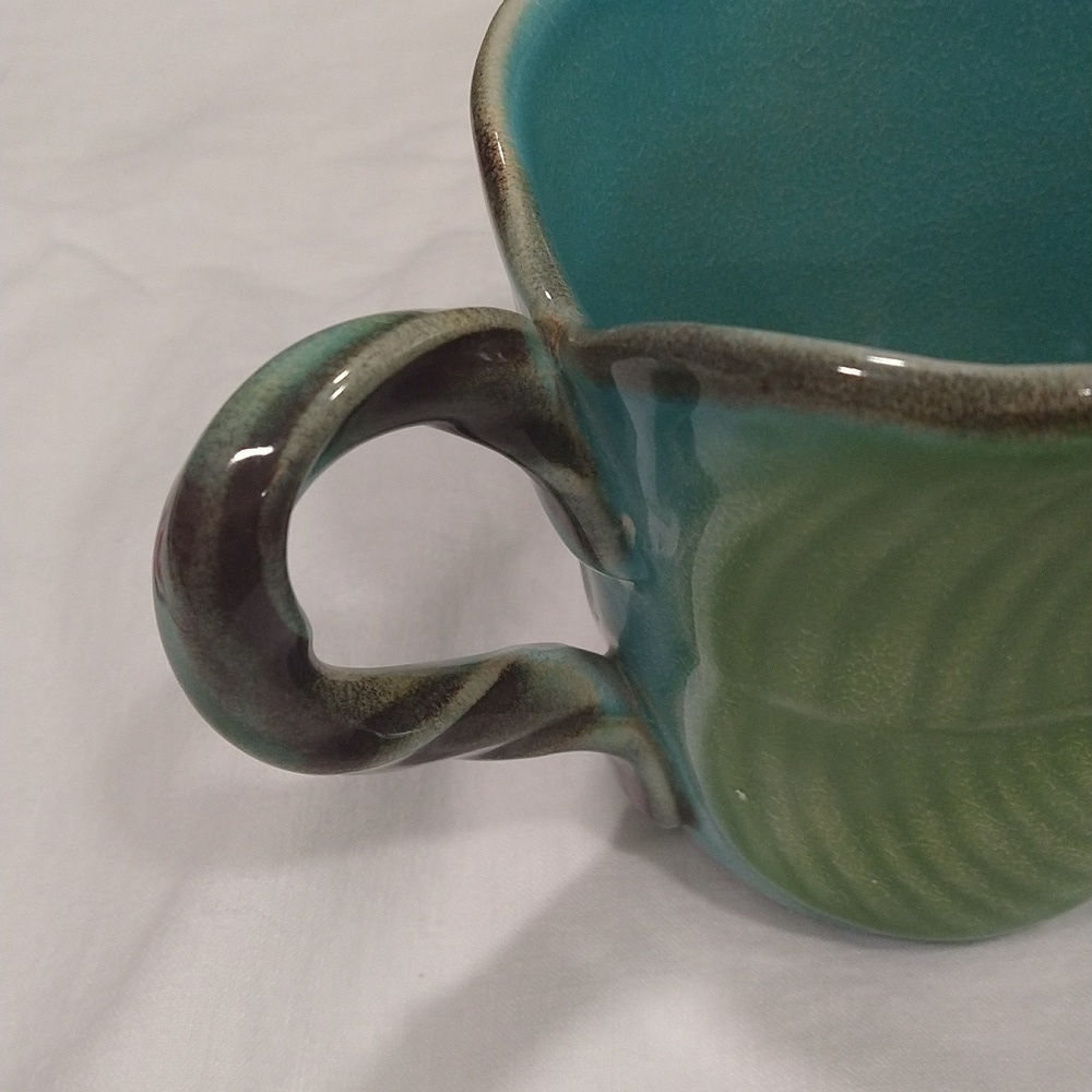 4 leaf mugs hand painted Italy Neiman Marcus aqua green coastal extra large - Picture 7 of 9